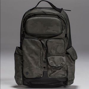 NWT Cruiser Backpack camo